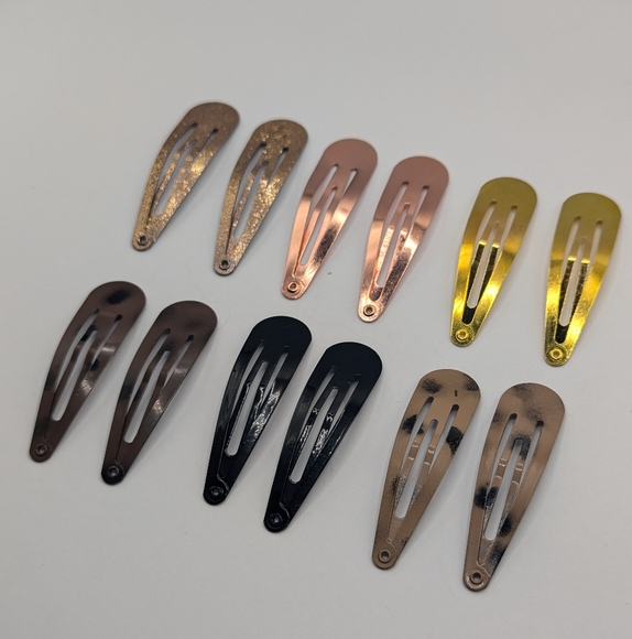 Set of 12 hair clips - Picture 3 of 4